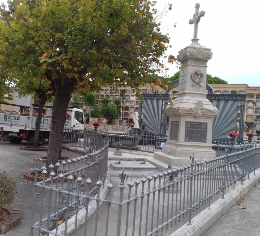 Panteón familiar en Cementerio de San Andrés